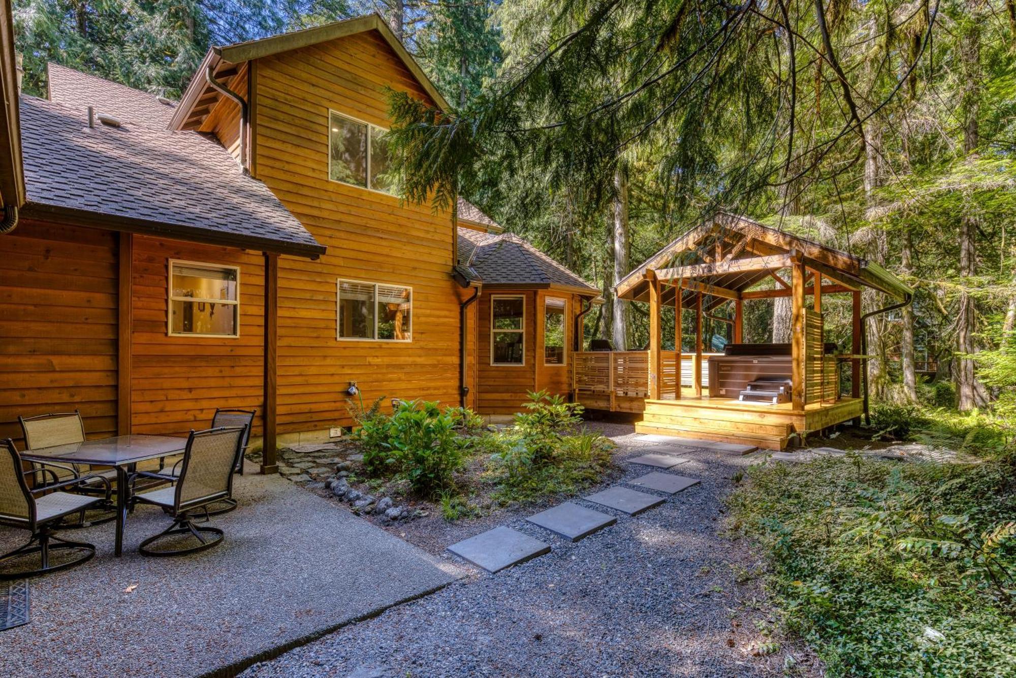 Salmon River Lodge Welches Bagian luar foto