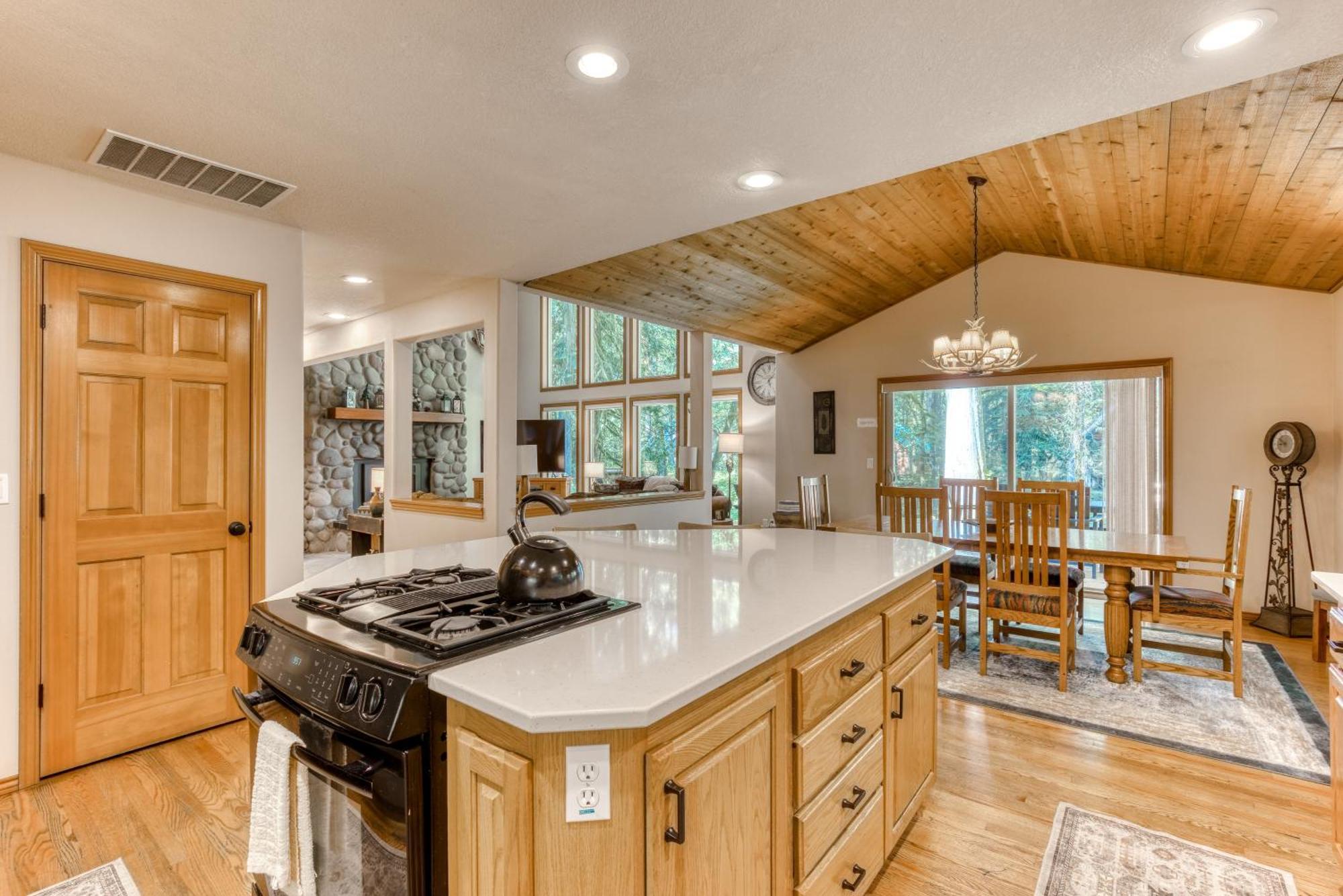 Salmon River Lodge Welches Bagian luar foto